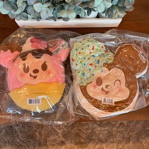 NWT Disney Munchlings Mint Dipped and Strawberry Sundae